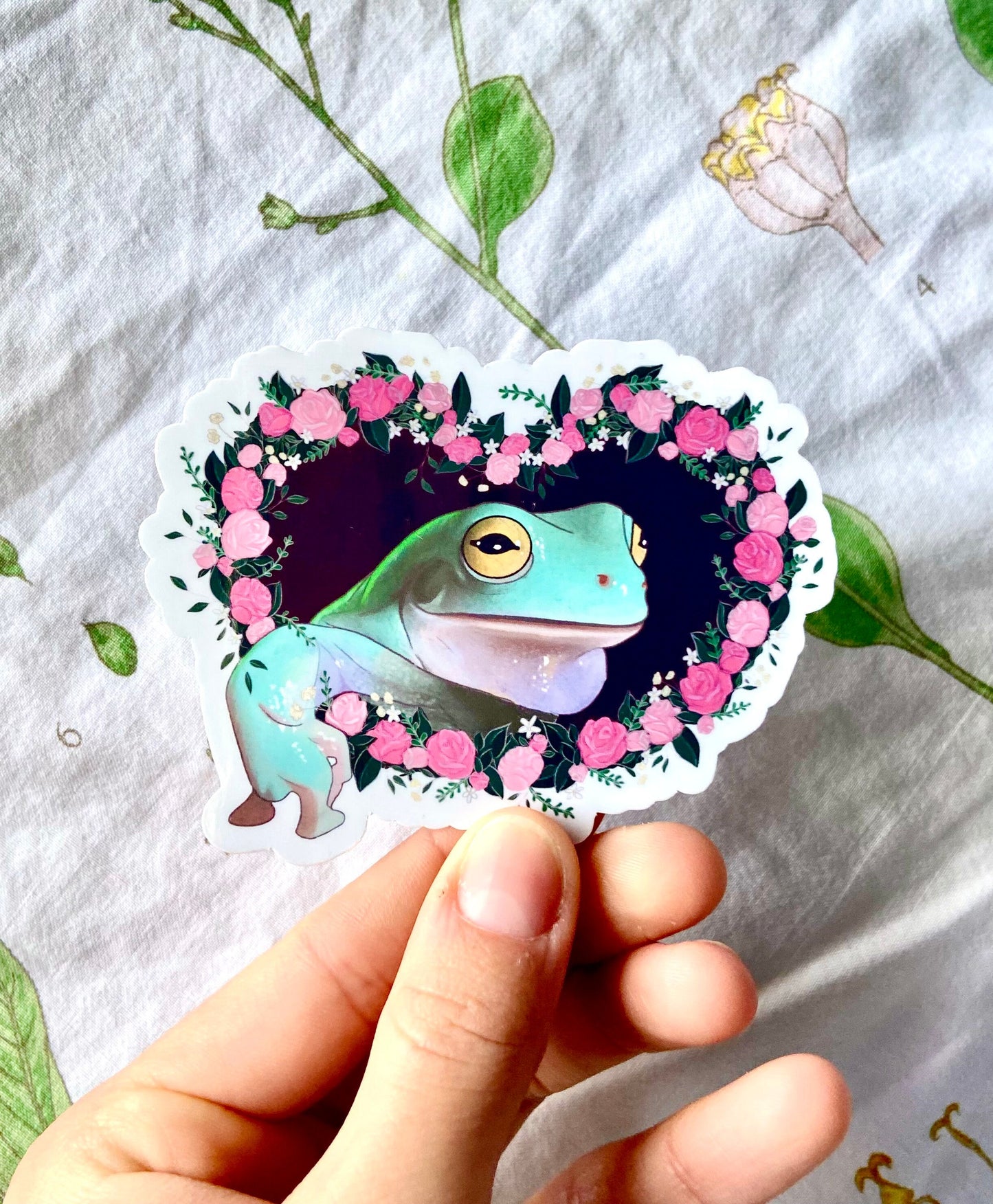 White's Tree Frog Heart Sticker